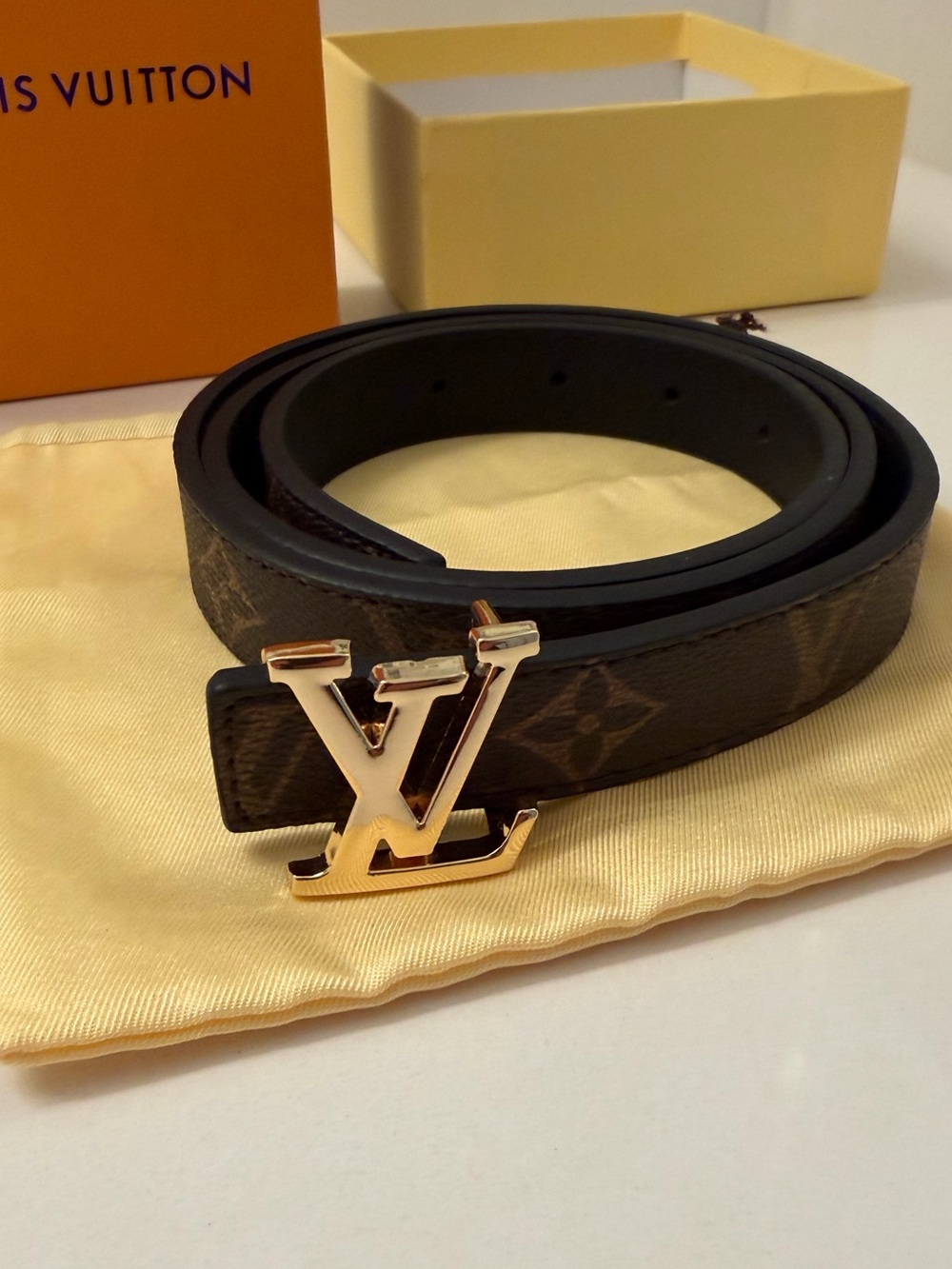 Louis Vuitton Monogram Reversible Belt – Gold LV Buckle